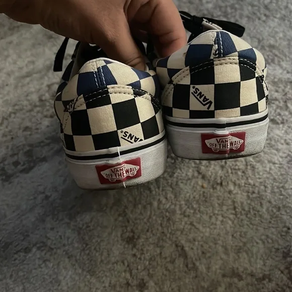 Vans Sneakers - Picture 3 of 6